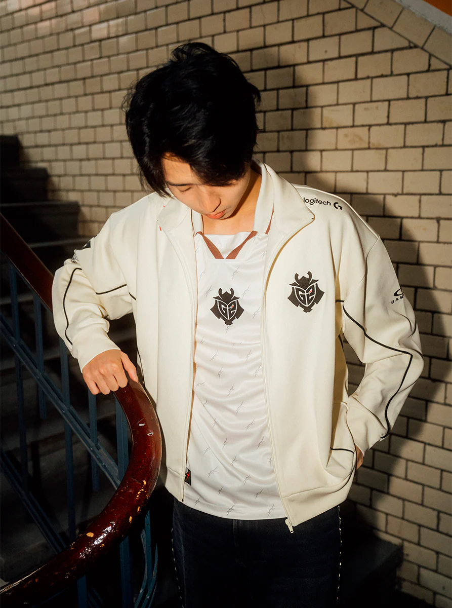2025 Prestige Jacket - Image 4