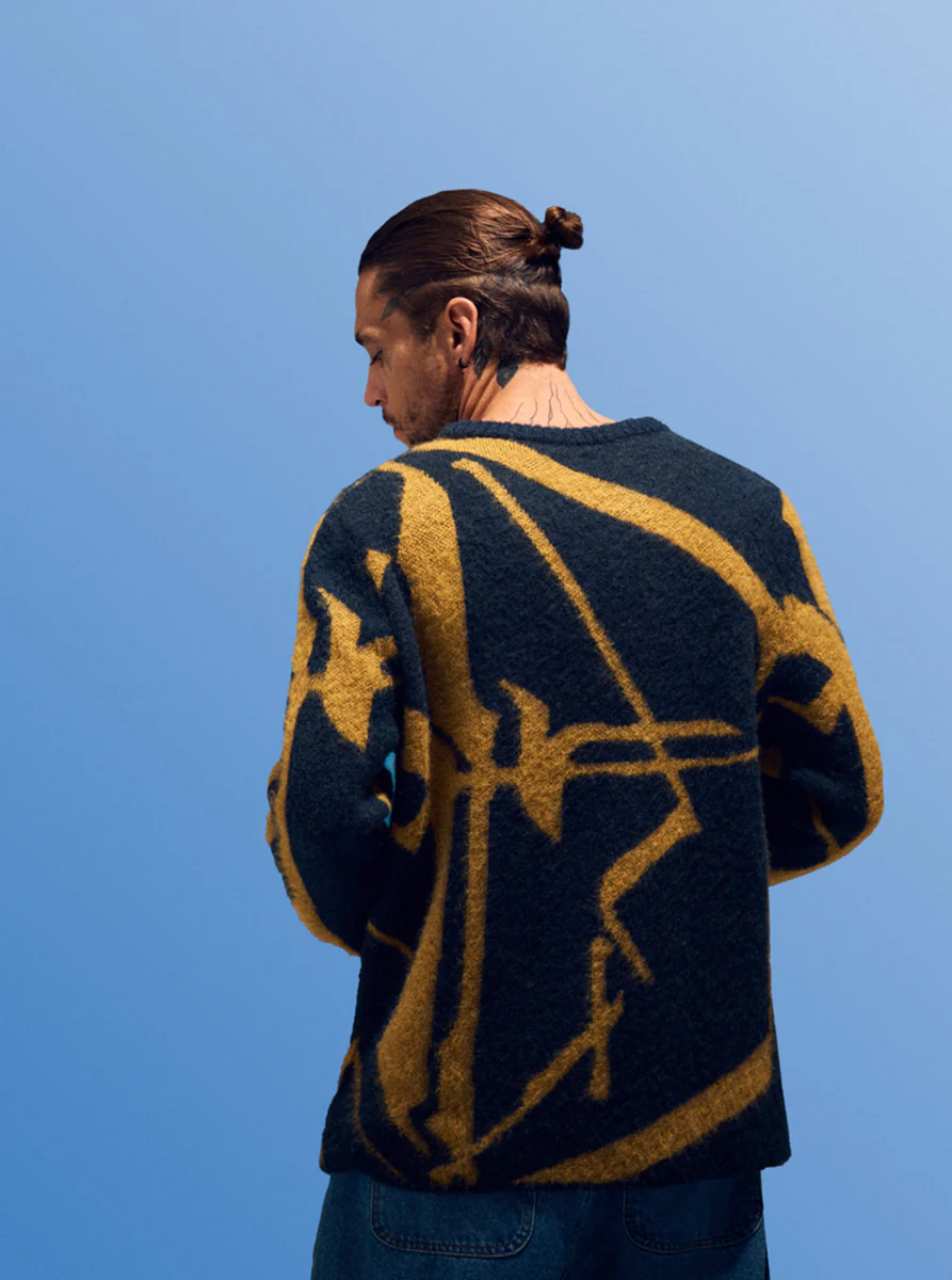Ambessa Sweater - Image 6