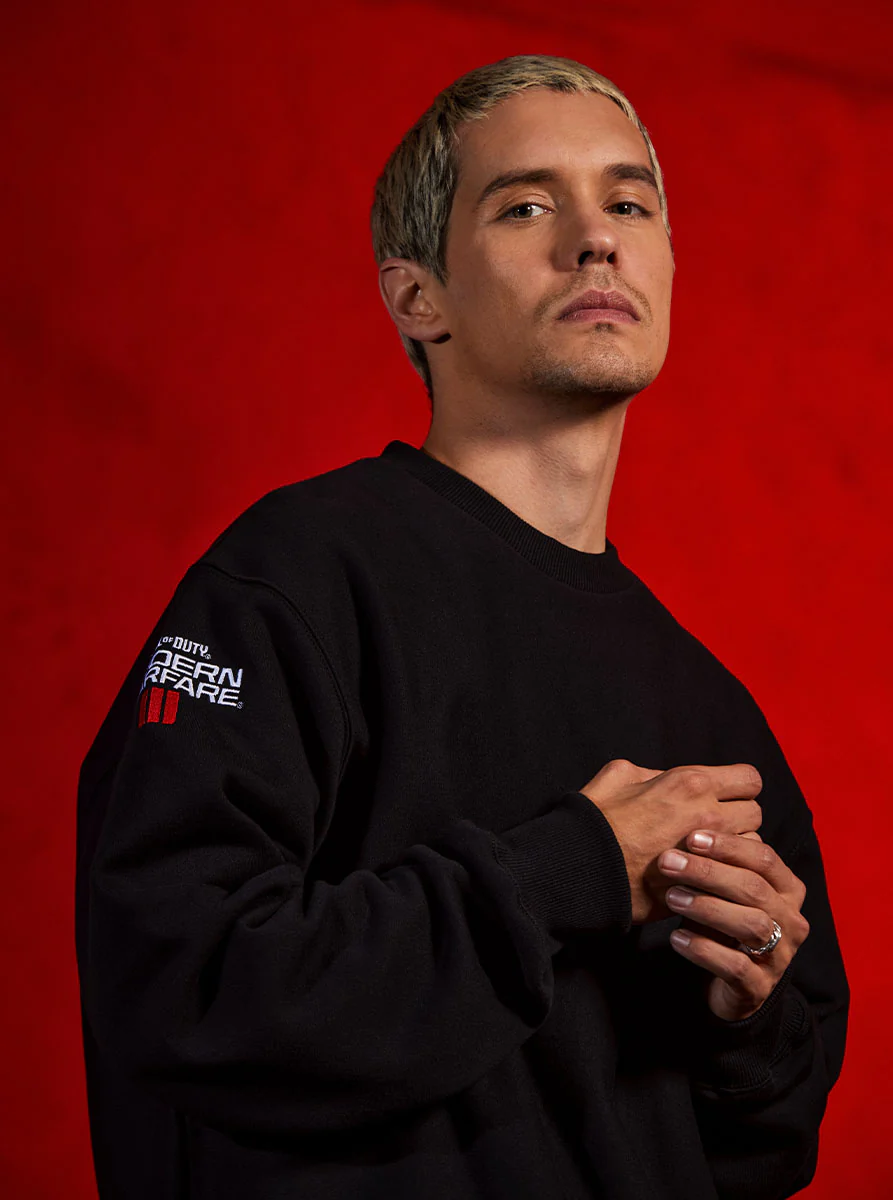 MWIII Stealth Sweatshirt - Image 4