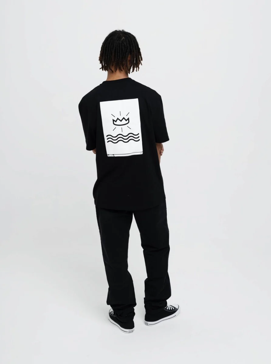 Game Breaker artefact T-shirt - Image 8