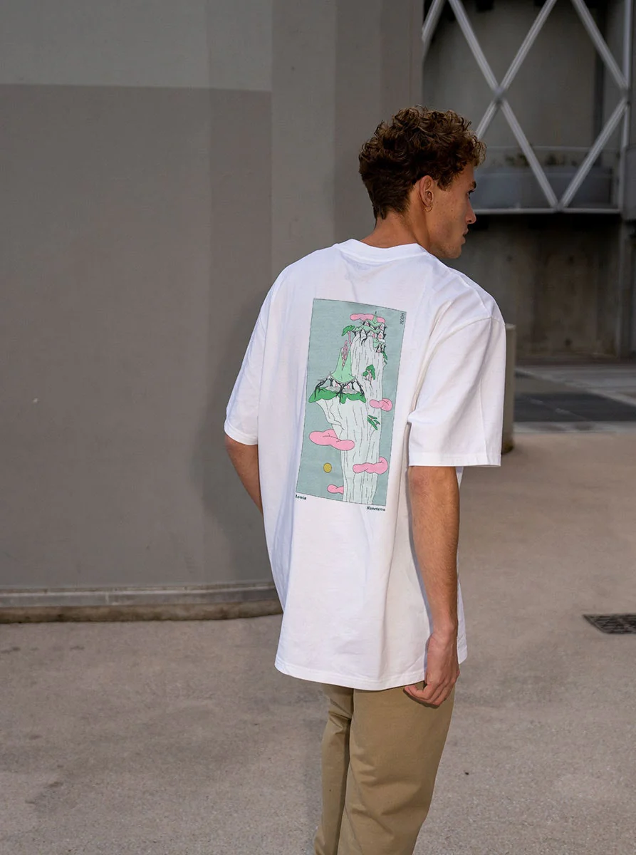 Ionia T-shirt - Image 4