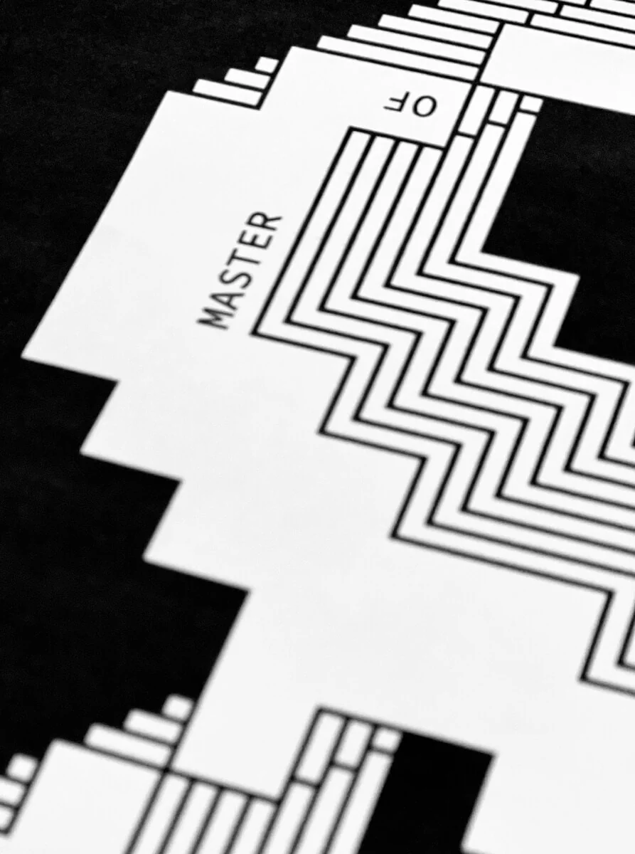 Master of 8 artefact T-shirt - Image 3