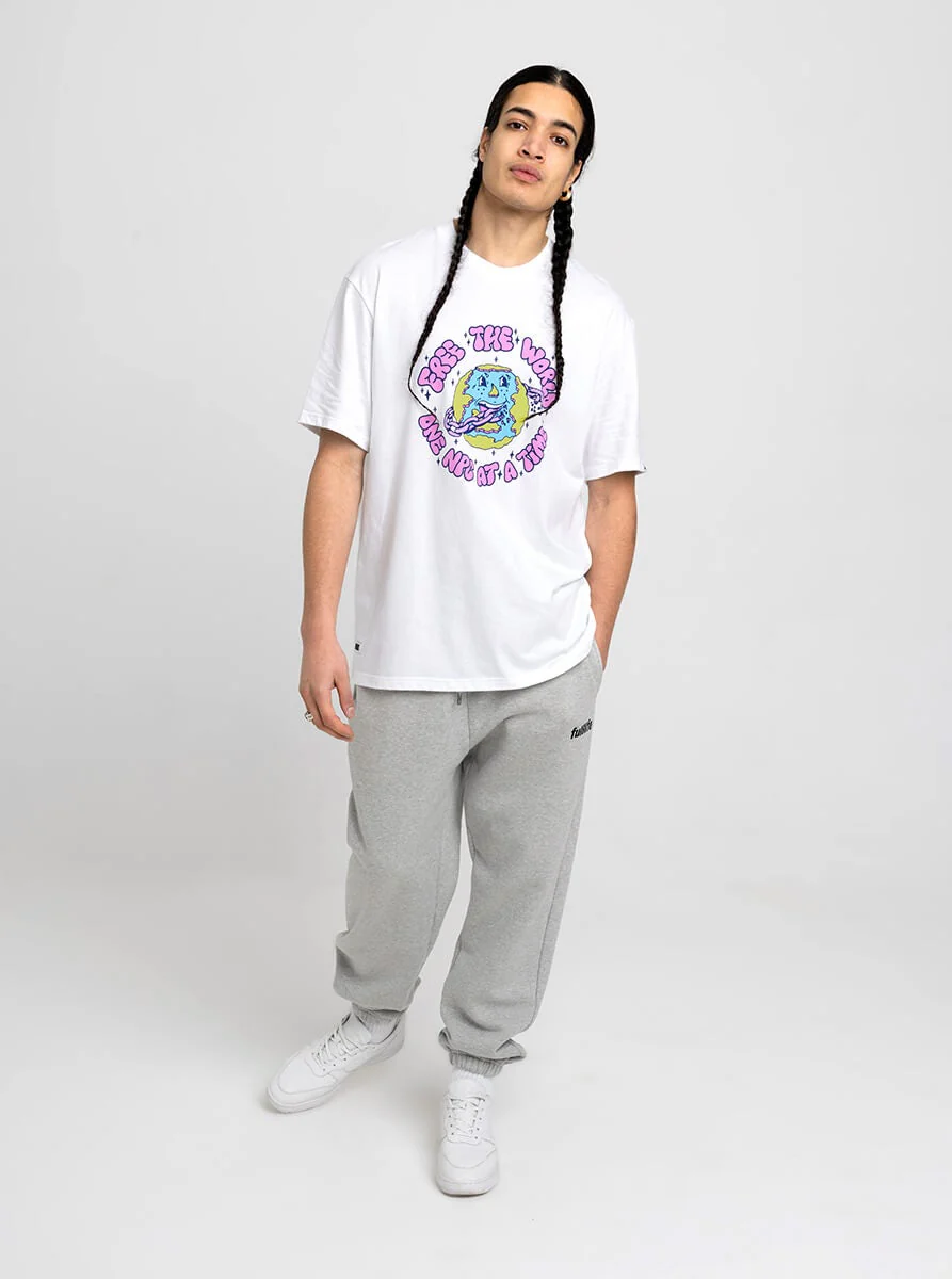 Unchained T-shirt - Image 4