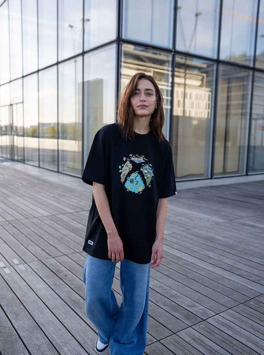 Universe T-shirt - Image 6